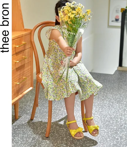 Vista 2 de THEE BRON Sandalias cómodas para niñas, zapatos para niños, sandalias rellenas