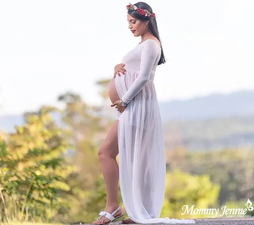 Vista 3 de Mommy Jennie Vestido de maternidad con hombros descubiertos, manga larga, frente dividido, vestido de gasa para sesión de fotos