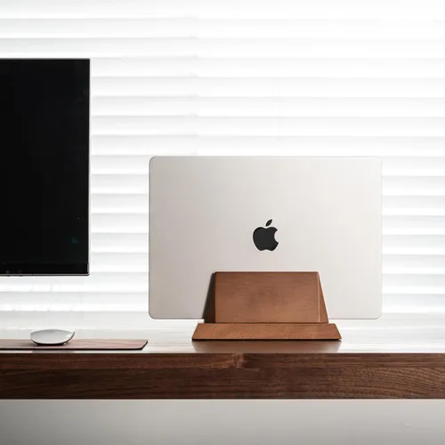 Vista 2 de ZMARKRAFT® Soporte vertical ajustable para laptop compatible con todas las computadoras portátiles, soporte de madera maciza para MacBook, soporte