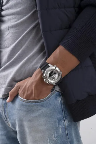 Vista 6 de GUESS Men Polycarbonate Quartz Watch with Silicone Strap
