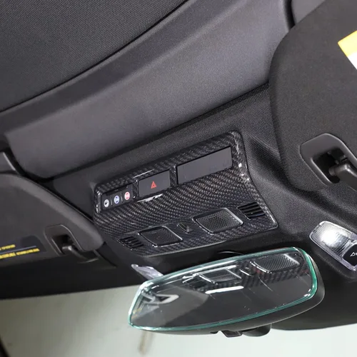 Vista 4 de TOYCIDFG Marco de luz de lectura de fibra de carbono para Chevrolet C8 Corvette Accesorios 2020-2024 (negro)