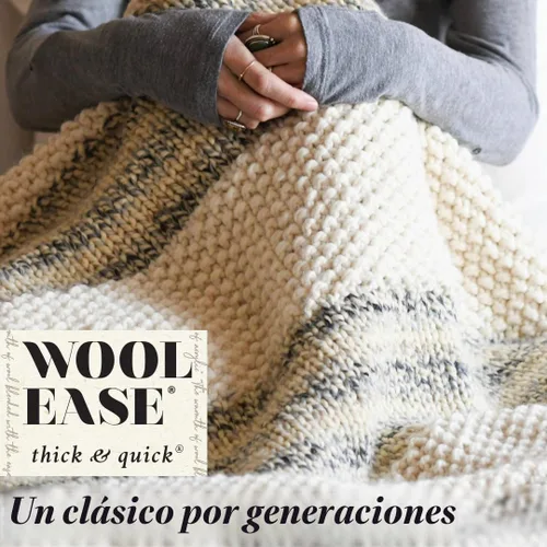 Vista 3 de Lion Brand Yarn - Ovillo de lana Wool-Ease Thick & Quick color fuerza aérea