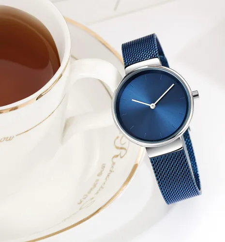 Vista 4 de Reloj de pulsera de cuarzo para mujer, de acero inoxidable, con correa de malla de acero inoxidable