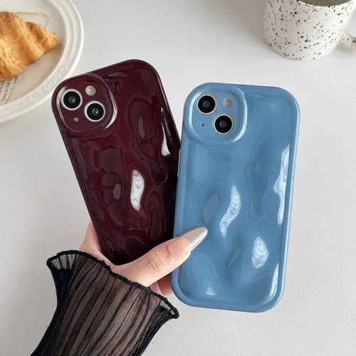Vista 3 de Caseative Funda para iPhone 13, color negro Suavidad de la galjanoplastia de cromo del patrón de la burbuja del meteorito de la onda