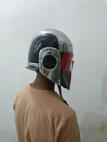 Vista 2 de Darth Revan Casco de armadura mandoloriana Casco medieval de acero Star War