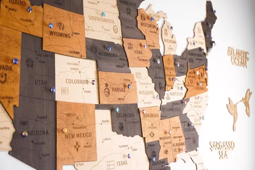 Vista 9 de HYPERI Arte de pared de madera 3D con mapa de Estados Unidos, decoración grande, mapa de viaje de Estados Unidos con chinchetas, Navidad, Año Nuevo