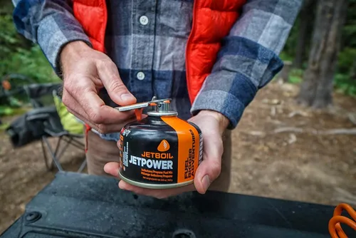 Vista 3 de Jetboil JetPower - Combustible para estufas Jetboil de camping y mochilero, 3.53 onzas