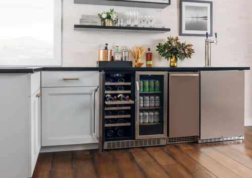 Vista 4 de EdgeStar CWB2886FD Enfriador de vino y bebidas integrado de 30 pulgadas