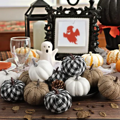 Vista 7 de Ywlake 12 calabazas artificiales de varios tamaños, calabazas artificiales pintables de tela de calabaza falsa blanca para decoración de otoño