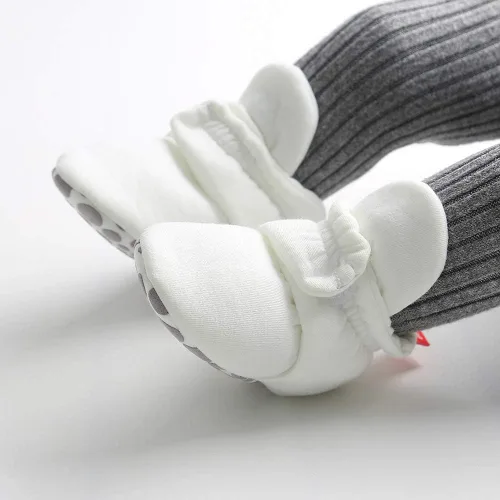 Vista 73 de Botines de forro polar para bebés, niños y niñas, pantuflas antideslizantes con agarre suave, zapatos de calcetín para recién nacidos, cuna