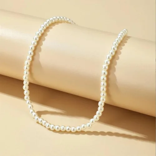 Vista 5 de YienDoo Collar de perlas pequeñas blancas redondas de perlas de imitación, cadena de perlas bohemias, cadena de clavícula, collar de boda, joyería
