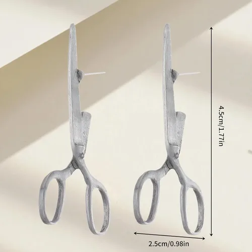 Vista 3 de Estilo vintage Tijeras Stud Pendientes para las mujeres Funky Gothic Shears Pendientes de diseño único Joyería Creativa Regalo Dorado/Plata