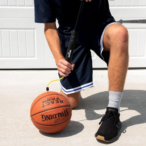 Vista 7 de Spalding Sports Ball Pump Kit Ideal for Basketball, Volleyball, Football, Soccer Ball & Rugby Ball Complete Hand Pump Kit with Needles