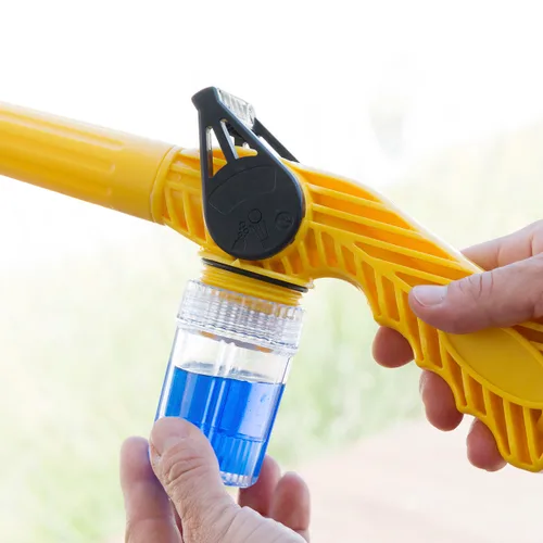 Vista 6 de Pistola de Agua a Presión con Depósito 8 en 1 Forzater InnovaGoods