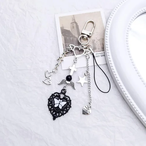 Vista 3 de hejhncii Llavero de cordón para teléfono, cadena de corazón de cruz negra, llavero para teléfono celular Y2K, cordón colgante para mujeres y niñas