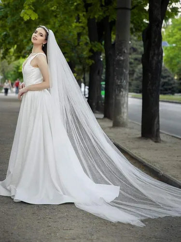 Vista 2 de BAROGIRL - Peine para velo de novia con diseño de velo de catedral de novia de 1 nivel, diseño de diamantes de imitación de boda para novias, 118 in