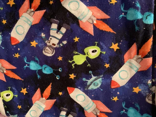 Vista 4 de Aunt Sandy's Sewing Manta con peso con dragones, planetas, cohetes, alienígenas o gaiming, 5 libras, franela lavable