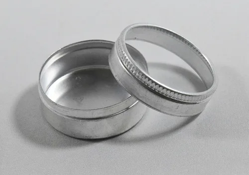 Vista 4 de BIN BUDDY Juego de tarros de aluminio de 15 piezas Tapas de plástico transparente Elegante caja de aluminio Ideal para cuentas, gemas, joyas