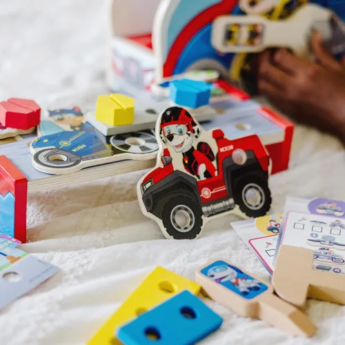 Vista 7 de Melissa & Doug PAW Patrol Match & Build Mission Cruiser - Certificado FSC