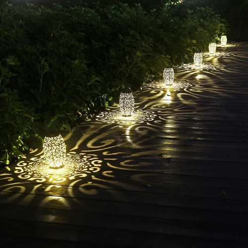 Vista 3 de esgarden Paquete de 2 faroles para exteriores mejorados de 15 lúmenes, regalos de jardinería, faroles solares para patio, luces colgantes