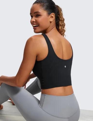 Vista 5 de CRZ YOGA Butterluxe - Brasier deportivo con cuello en V para mujer, camiseta corta acolchada para entrenamiento con brasier integrado