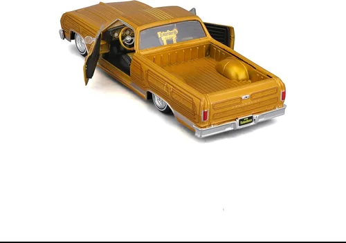 Vista 4 de 1965 Chevrolet El Camino Lowrider Gold Metallic con gráficos Lowriders Series 1/25 Modelo de coche fundido a troquel por Maisto