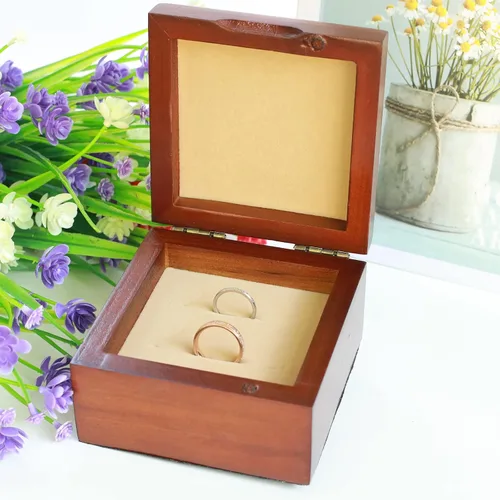 Vista 2 de STARSWR Caja de soporte de anillos, caja de anillos para ceremonia de boda, regalo para mujeres, caja decorativa de madera con tapas, anillos caja