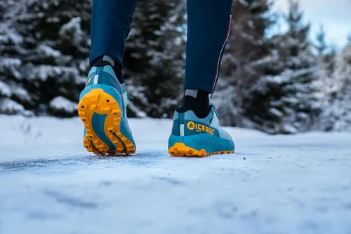 Vista 7 de Icebug Arcus BUGrip GTX - Tenis de correr para mujer, con suela de tracción con tachuelas de carburo