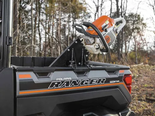 Vista 2 de SuperATV Montura de motosierra para Polaris Ranger y Polaris General (todos los años y modelos) Incluye cierres y amarras para fácil instalación