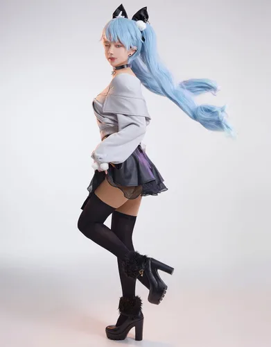 Vista 2 de haikyuu Disfraz de cosplay de anime para mujer, top gótico y vestido negro con medias completas accesorios