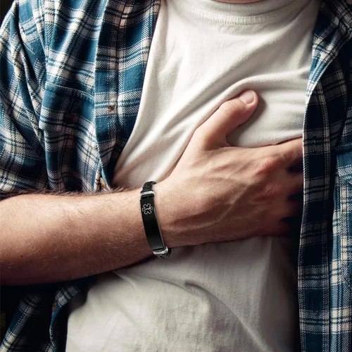 Vista 4 de MEALGUET Pulseras médicas personalizadas para hombres: grabado gratuito de acero inoxidable negro y cuero trenzado pulsera de alerta médica