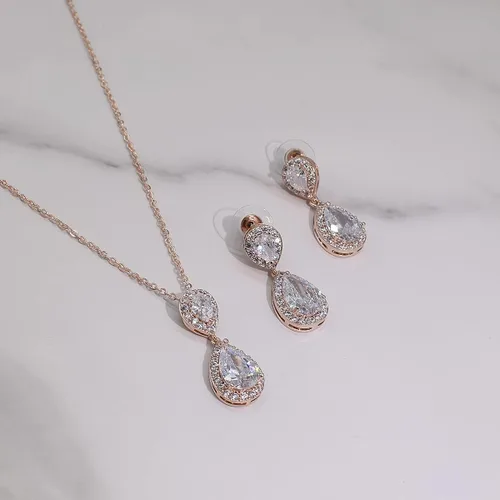 Vista 7 de UDYLGOON UDORA - Juego de aretes de gota de circonita cúbica con forma de lágrima y circonita cúbica para novia, regalos de boda para dama de honor