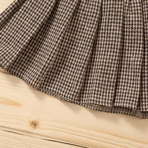 Vista 6 de Conjunto de ropa de dos piezas para niña pequeña, suéter de manga larga y faldas a cuadros, trajes de otoño e invierno