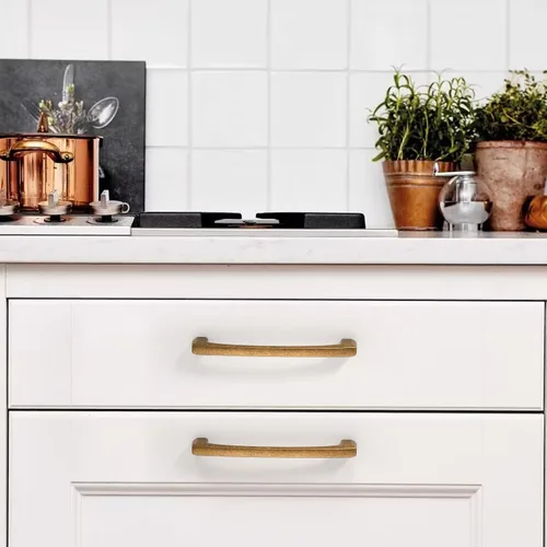 Vista 4 de Paquete de 10 manijas de gabinete de cocina de 3 pulgadas (76mm) color latón envejecido, accesorios para cajones de gabinete de cocina, tiradores