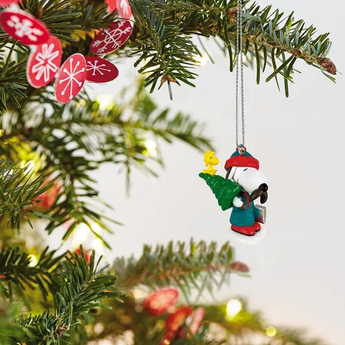 Vista 6 de Hallmark Keepsake Adorno de Navidad en miniatura de 1.26 pulgadas 2021, diversión de invierno de cacahuetes con Snoopy, mini