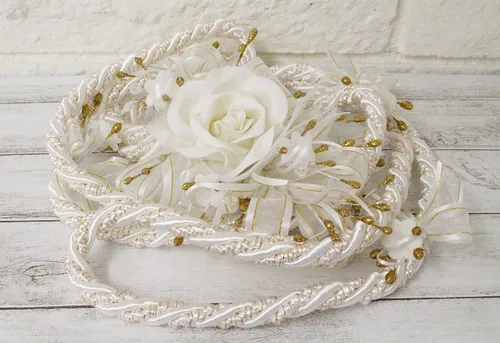 Vista 3 de Hermoso oro marfil blanco entrelazado plata adorno acento cuerda Migajon Lazo boda lazo tradicional Lazos De Boda Tradicional nupcial caja de regalo