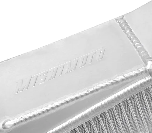 Vista 5 de Mishimoto MMRAD-E46-01 Radiador de aluminio de alto rendimiento compatible con BMW E46 Serie 3 1999-2006, plata