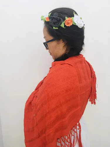 Vista 9 de Typical Mexican orange Rebozo 2.4 meters 95 inches (including fringes) modelo deshilado