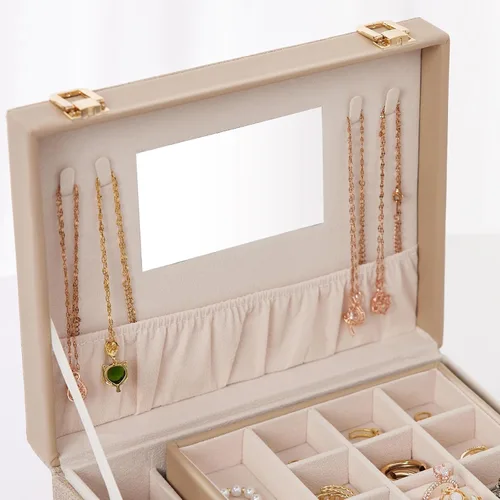Vista 4 de Joyero portátil para mujeres y niñas con piel sintética, caja organizadora de aretes con espejo de maquillaje para regalos de Navidad y Año Nuevo