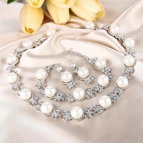 Vista 4 de BriLove - Juego de collar y pendientes de pulsera con perlas de imitación, color crema