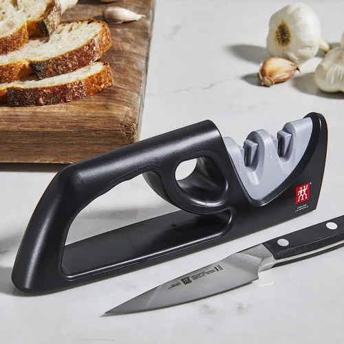 Vista 2 de Zwilling - Afilador de cuchillos ultraafilado de 2 etapas, afilador de cuchillos de mano