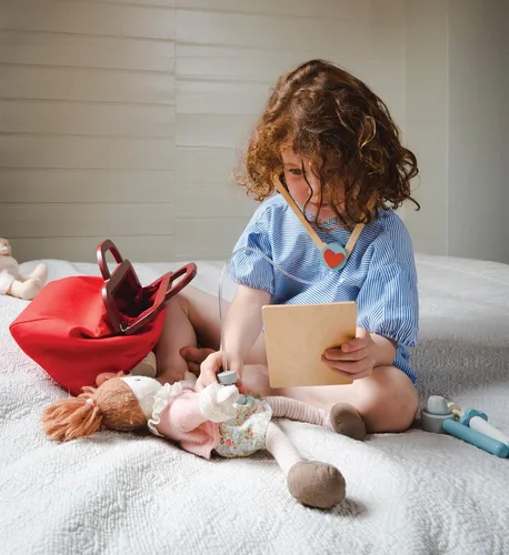 Vista 4 de Tender Leaf Toys - Bolsa de doctor - Kit médico de juguete de simulación de doctor - Promueve el juego de rol imaginario y creativo, ayuda a crear