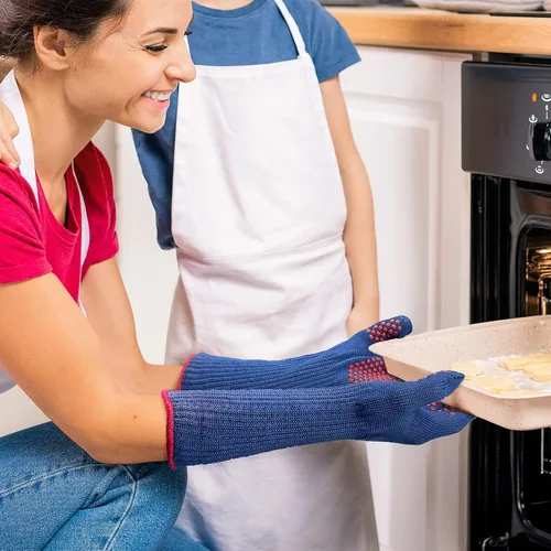 Vista 5 de MIG4U Guantes de parrilla para barbacoa, guantes de horno de 500 grados, resistentes al calor, con puntos de silicona antideslizantes de grado Azul