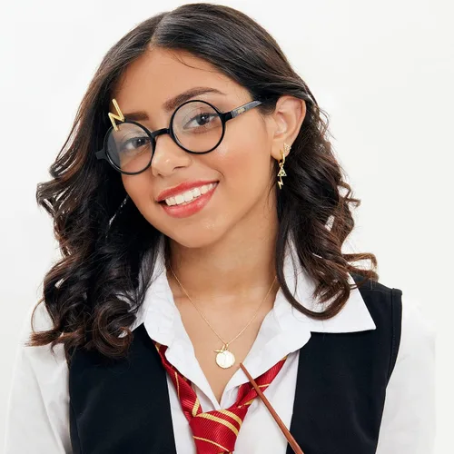Vista 2 de HARRY POTTER Wizarding World - Collar con colgante de inicial de Snitch dorada, chapado en flash, 18 pulgadas, letra a elegir