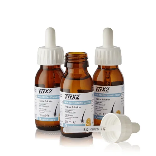 Vista 4 de TRX2® Loción revitalizante para el cabello - Tratamiento natural - crece más grueso, más lleno y más fuerte - No grasa y fácil aplicación - Mujeres