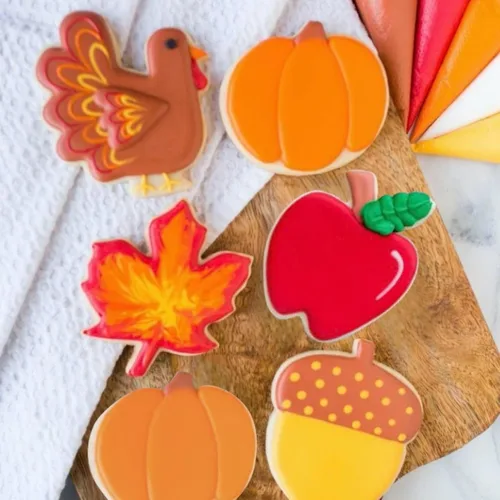 Vista 4 de JOB JOL Cortadores de galletas de Acción de Gracias, 6 unidades, 3 a 3.6 pulgadas, calabaza, hoja, manzana, pavo, bellota