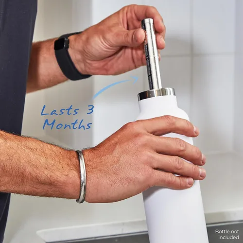 Vista 6 de Santevia Filtro de botella de agua, Filtro de botella de agua para viajes, Se adapta a cualquier botella, Filtro de agua portátil, Filtro de agua