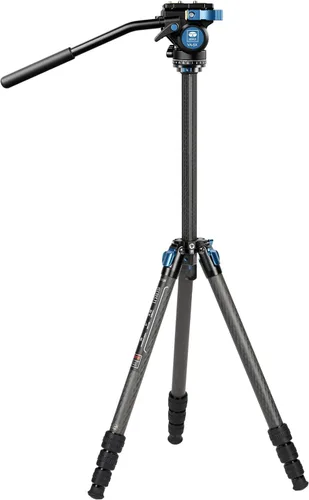 Vista 12 de SIRUI ST-124 Trípode de fibra de carbono con columna central triangular, impermeable, trípode de viaje para cámaras, 4 secciones, 62.2 pulgadas