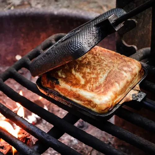 Vista 6 de AILITOR Cocina de hierro fundido para tartas de campamento, para sándwiches de fogata (paquete de 2)