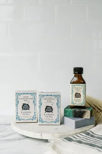 Vista 6 de Three Sisters Apothecary Barras de Champú Sólido Diario de 4.75 oz. (Lavanda y Árbol de Té)